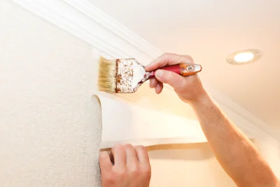 Pose de papier peint aux Monceaux — revêtements muraux et toiles de verre
